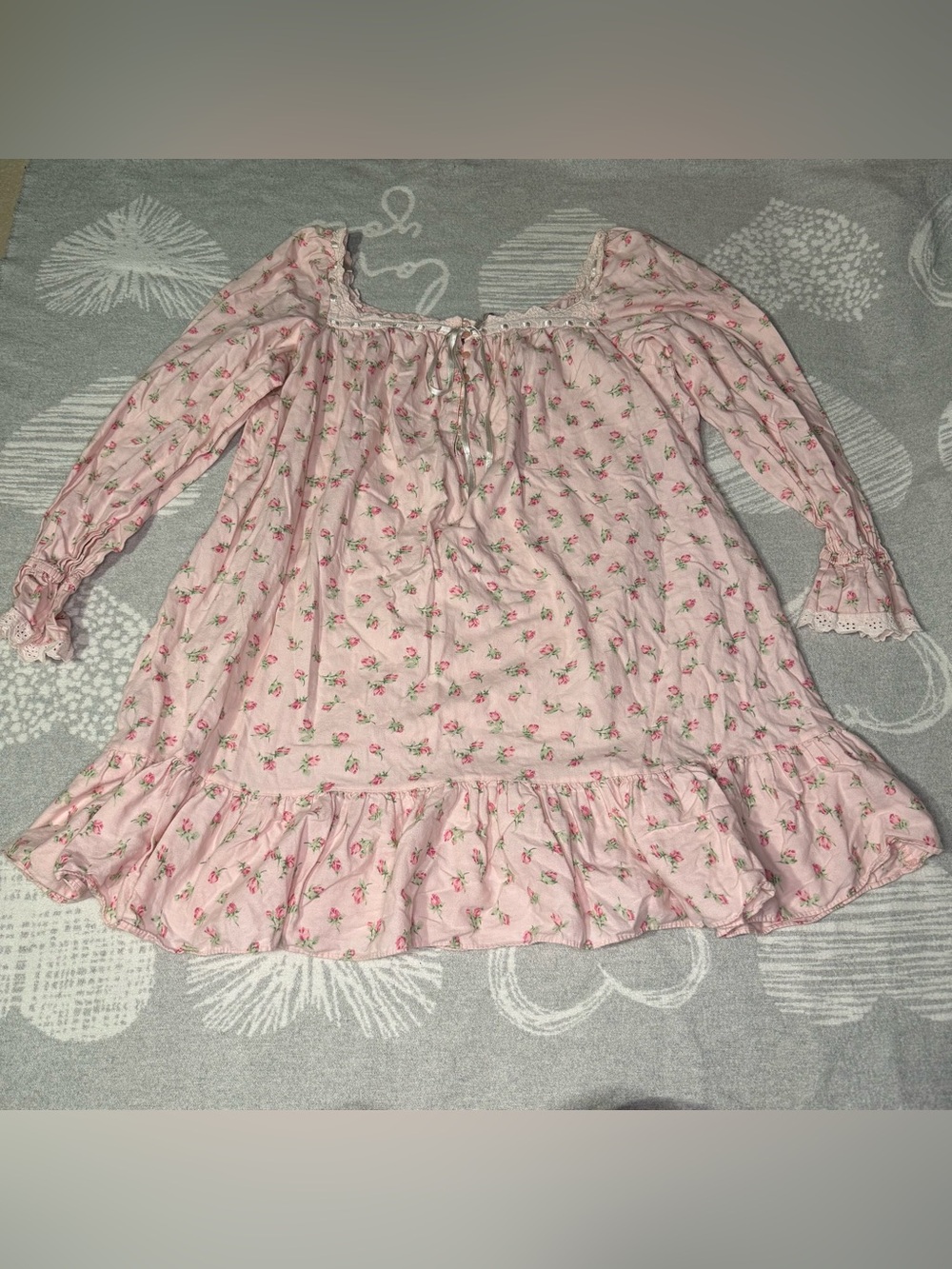 Vintage Victoria's Secret Floral Nightgown Lace Trim Cottagecore